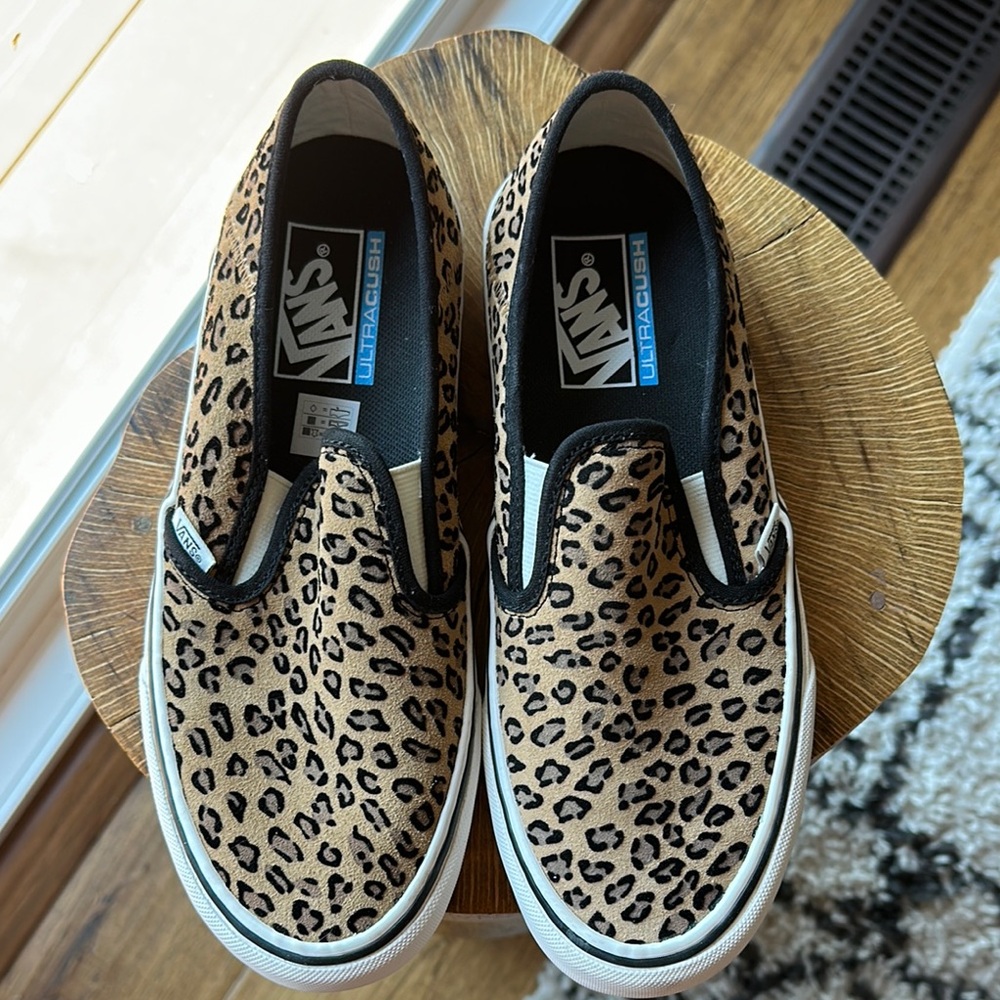 Vans Animal Print Slip-On Shoes - Picture 5 of 6